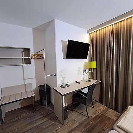 Eulensteins Hotel 3*