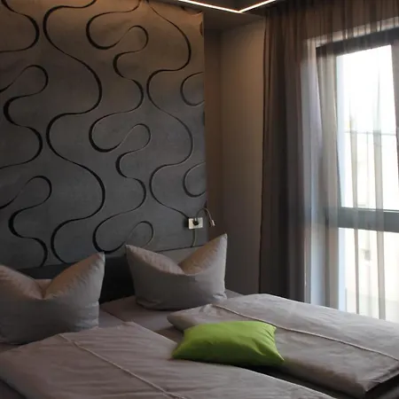 Eulensteins Otel 3*