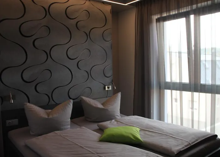 Eulensteins Hotel 3*